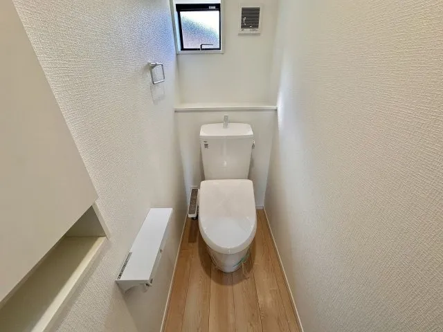 家計に優しい節水タイプ。汚れもつきにくく、お掃除ラクラク。
